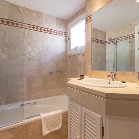 Golf Duplex Con Piscina En La Quinta Golf Marbella